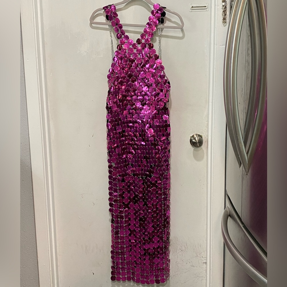 **** PRICE DROPPED****   (Pink sequin dress. (C14)